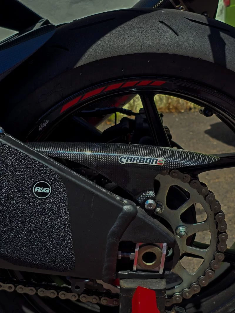 KAWASAKI ZX6R Carbon Fiber Chain Cover