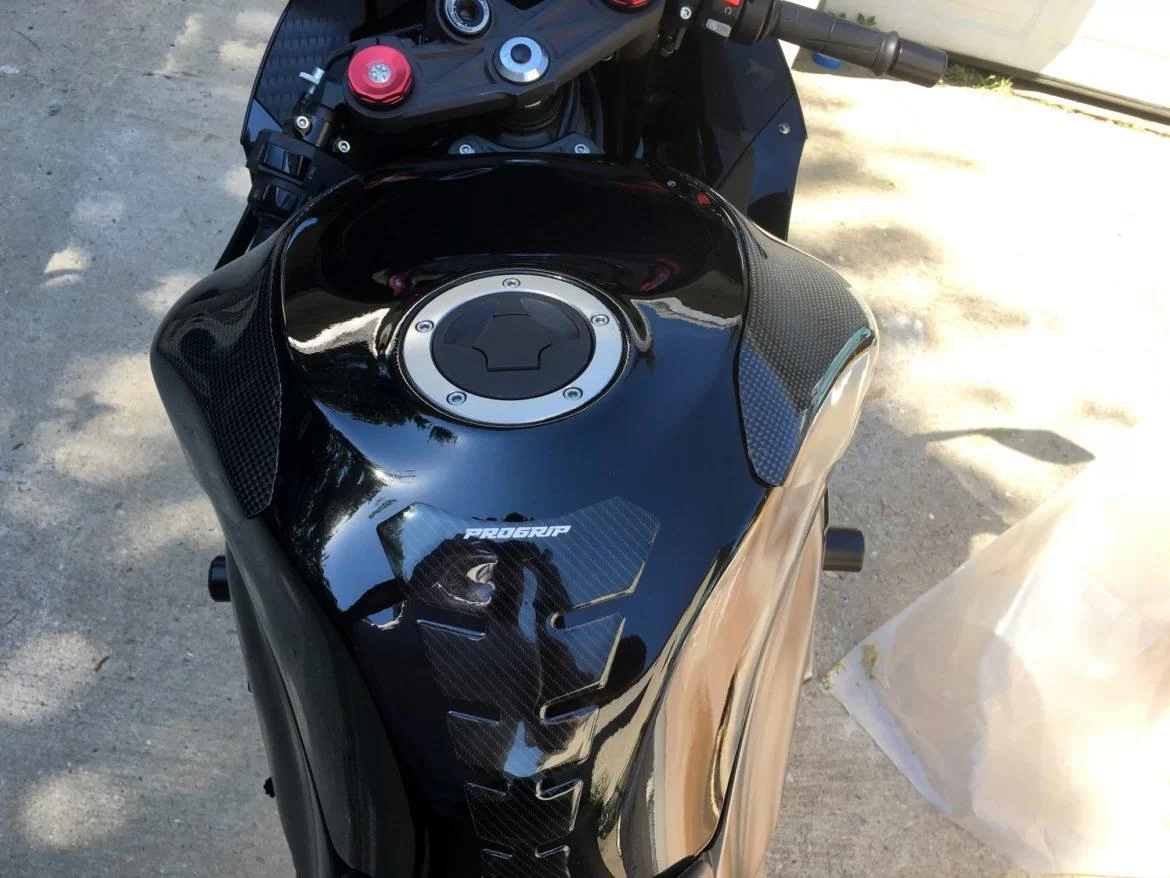 Kawasaki ZX6R 636 20092019 Carbon Fiber Tank Sliders