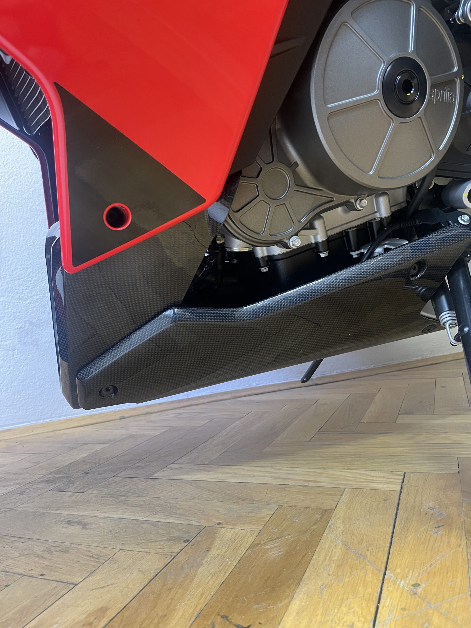 APRILIA RS660 Carbon Fiber Radiator Guard V-Panel