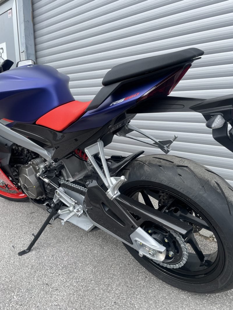 APRILIA RS660 Carbon Fiber Swingarm Cover