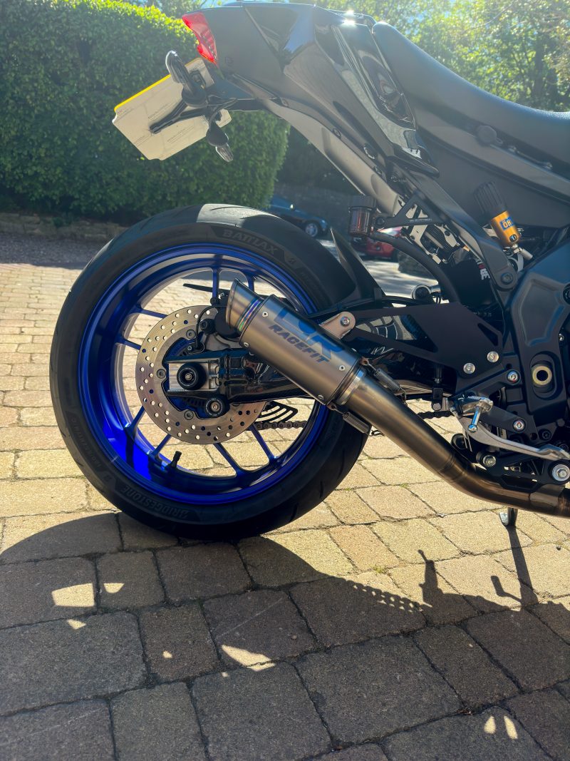 Protection Moto Yamaha R7 R1 R6 R9 - Support Cadre Arrière & Sliders - Aluminium CNC 6061 - Compatible Modèles 2023-2025