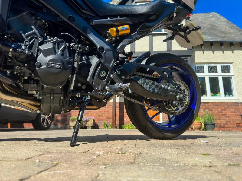 YAMAHA MT09 2021-2025 Carbon Fiber Swingarm Covers