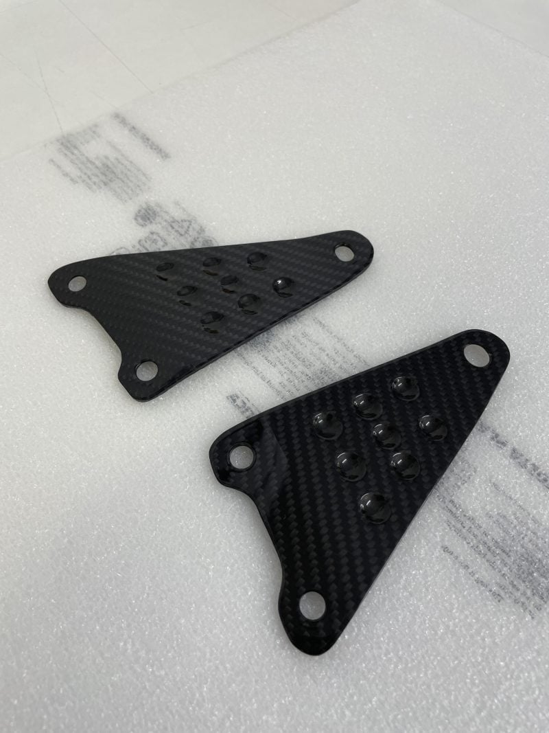 YAMAHA XSR 900 2022-2024 Carbon Fiber Headlight Brackets