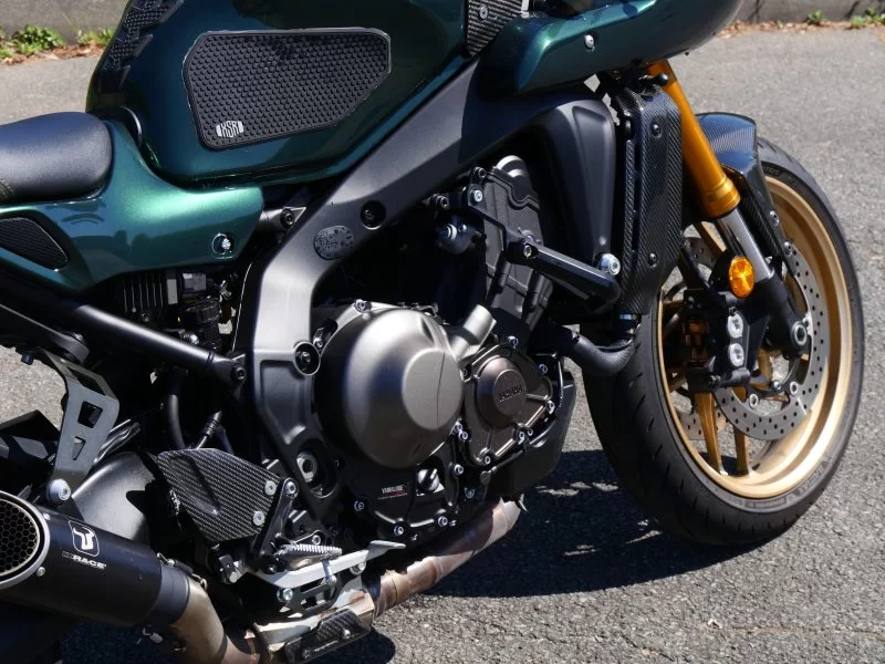 YAMAHA XSR 900 Carbon Fiber Heel Plates